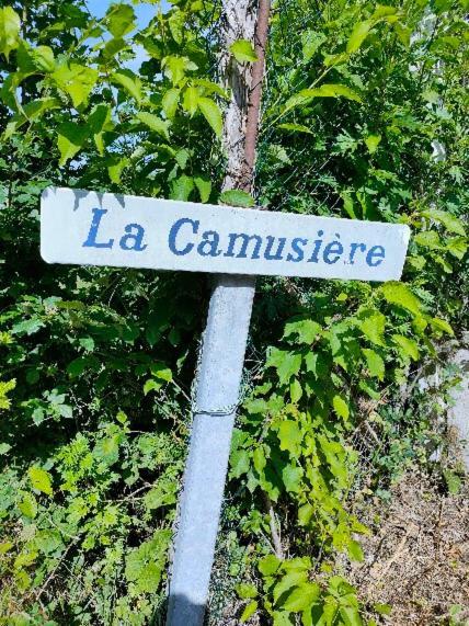Rêves de Gamins, Chambre de droite, 4 couchages dans gîte de campagne La Camusière, proche du Pôle Européen et du circuit des 24h Champagné Esterno foto