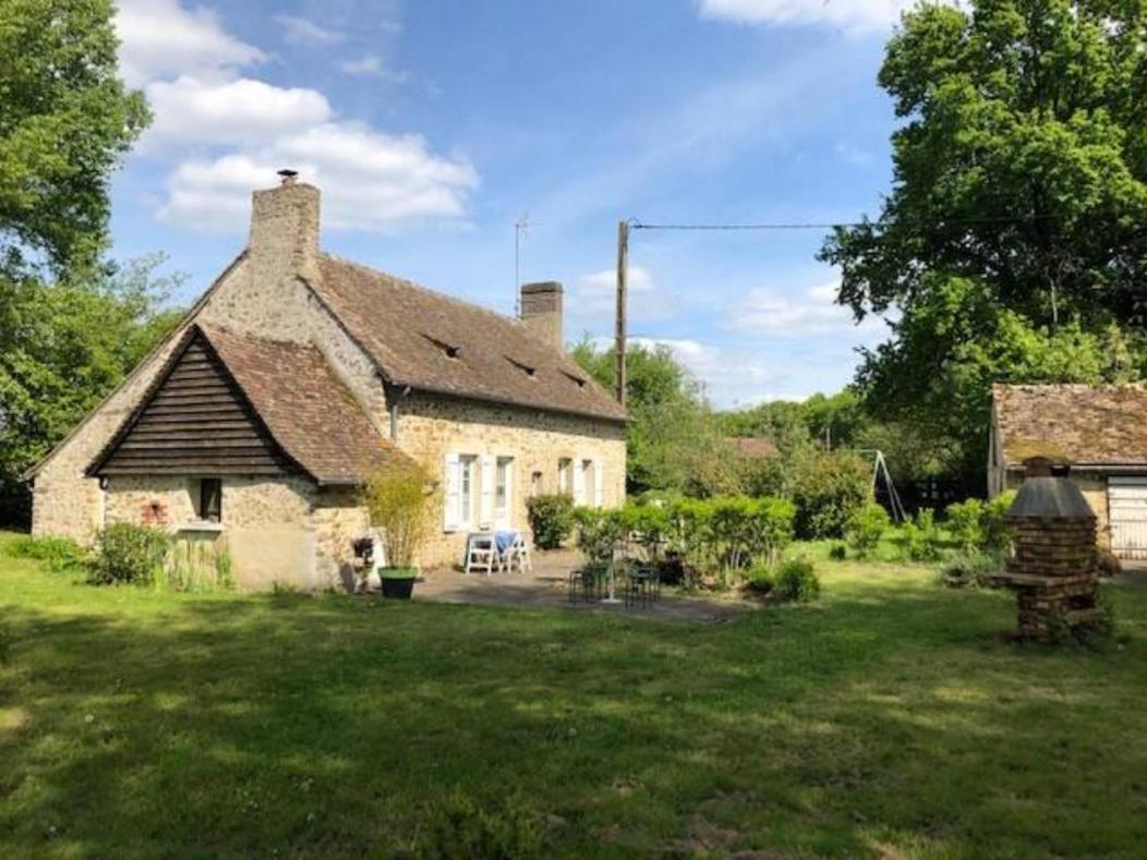 Rêves de Gamins, Chambre de droite, 4 couchages dans gîte de campagne La Camusière, proche du Pôle Européen et du circuit des 24h Champagné Esterno foto