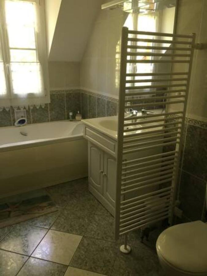 Rêves de Gamins, Chambre de droite, 4 couchages dans gîte de campagne La Camusière, proche du Pôle Européen et du circuit des 24h Champagné Esterno foto