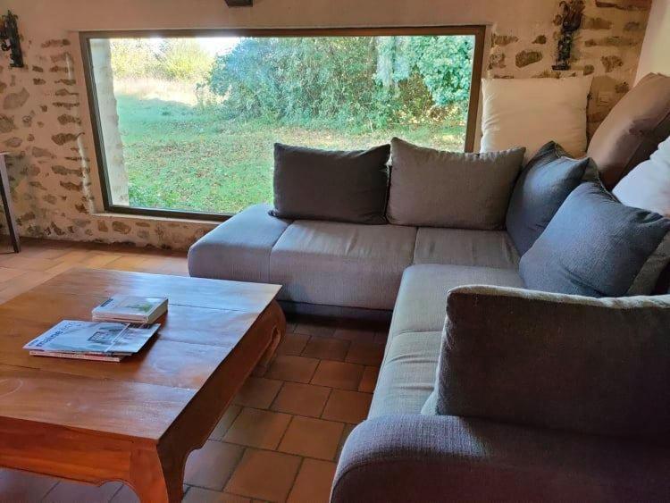 Rêves de Gamins, Chambre de droite, 4 couchages dans gîte de campagne La Camusière, proche du Pôle Européen et du circuit des 24h Champagné Esterno foto