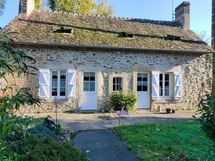 Rêves de Gamins, Chambre de droite, 4 couchages dans gîte de campagne La Camusière, proche du Pôle Européen et du circuit des 24h Champagné Esterno foto